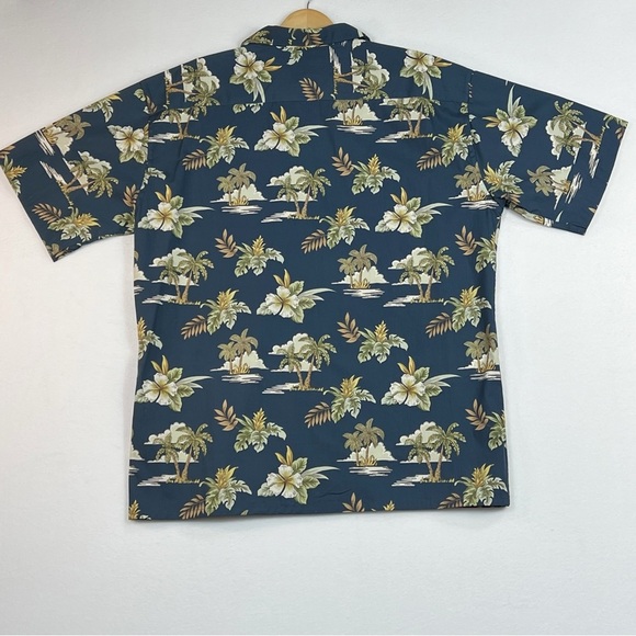 Pierre Cardin Hawaiian Tropical Summer Beach Vacation shirt. Size Large - Picture 3 of 10